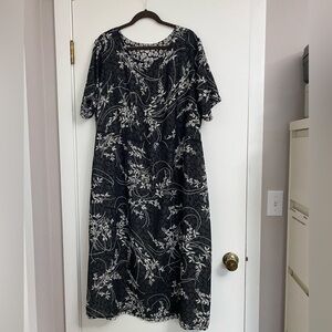 Reversible Chiffon Black and White Floral Midi Dress